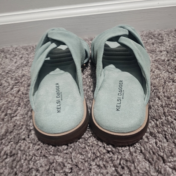 Kelsi Dagger Blue Suede Twist Tide Slide Sandals Size 7 - Picture 5 of 9